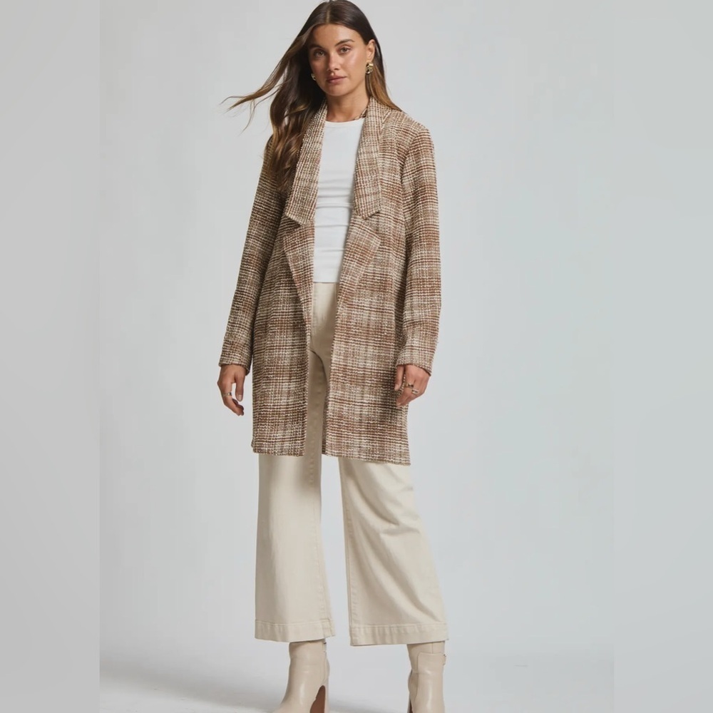 Scarlett Women's Beige Checkered Cardigan - Picture 2 of 6
